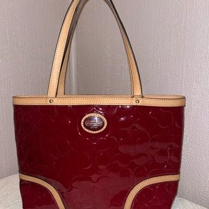 Authentic coach patent leather handbag. Used once.